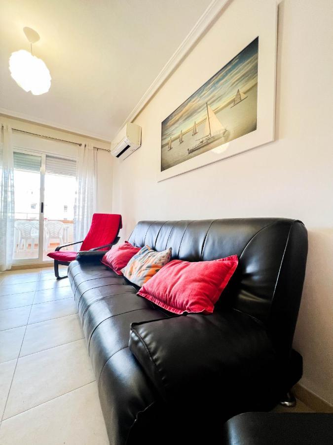 Renovated Apartment On The First Line Oropesa del Mar Bagian luar foto